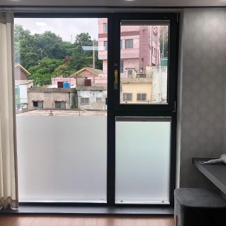 Cheukhu-Dong 19Street Guesthouse Mokpo Bagian luar foto