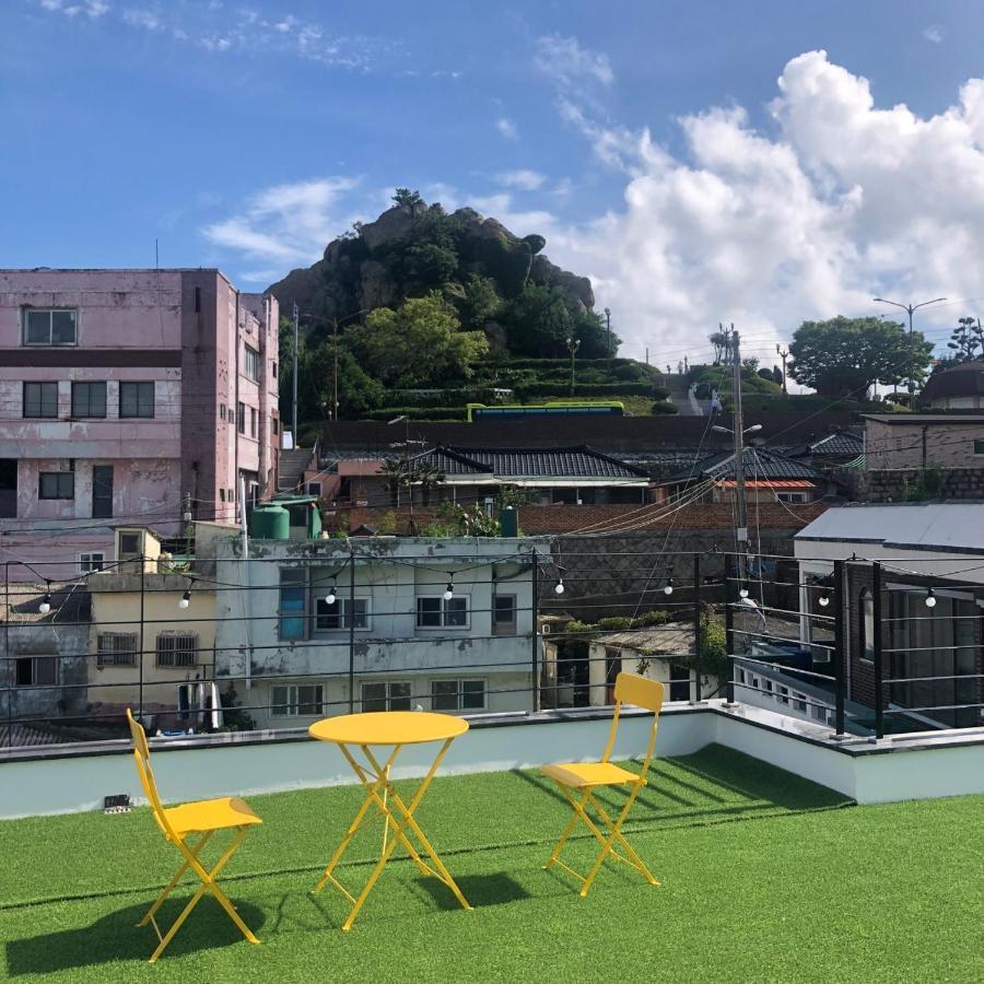 Cheukhu-Dong 19Street Guesthouse Mokpo Bagian luar foto