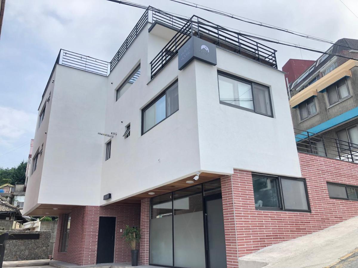 Cheukhu-Dong 19Street Guesthouse Mokpo Bagian luar foto
