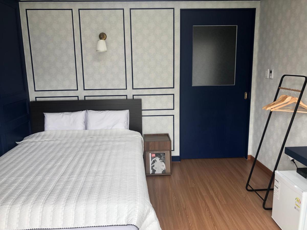 Cheukhu-Dong 19Street Guesthouse Mokpo Bagian luar foto